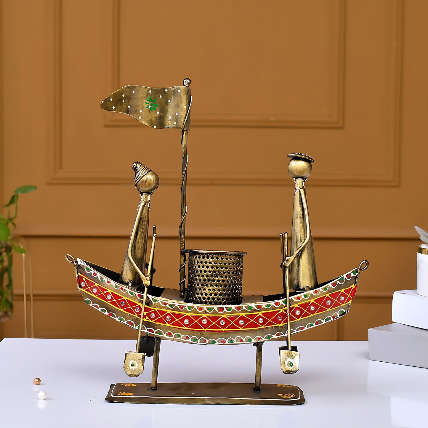 SMALL BOAT PEN STAND